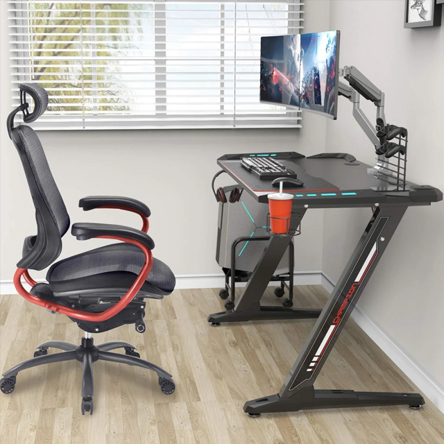 Bàn chơi game chữ Z