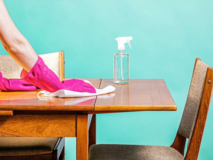 khử mùi gỗ ngâm nước