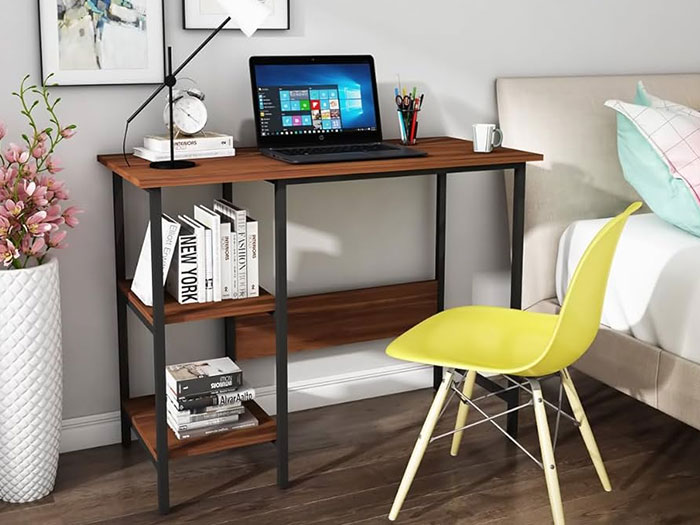 bàn học chân sắt có giá sách