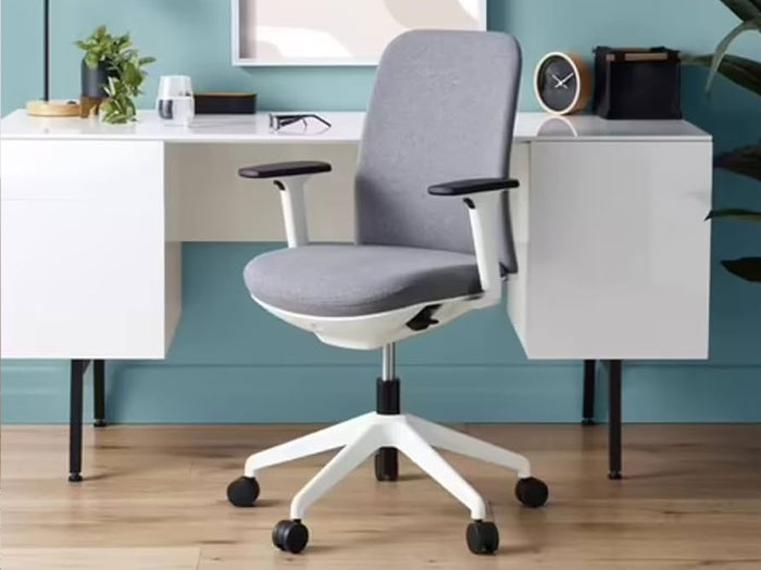 ghế công thái học nhỏ gọn