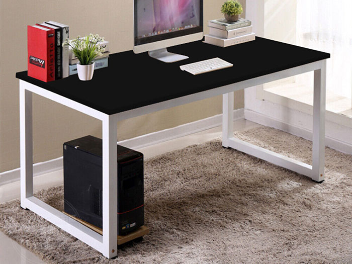 Bàn làm việc có giá để CPU