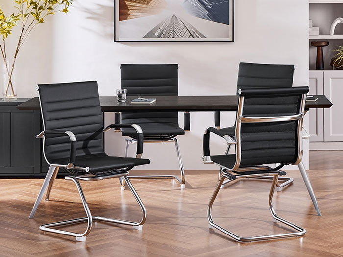 Ghế chân quỳ Simili chống nước