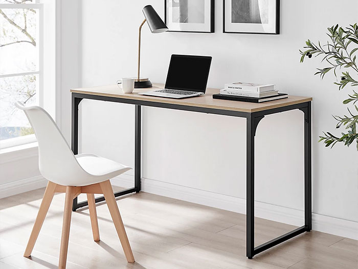 bàn làm việc tại nhà gỗ ép