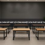 Bàn chân sắt mặt gỗ công nghiệp