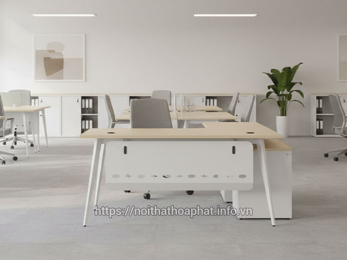 Bàn gỗ chân sắt 1m6