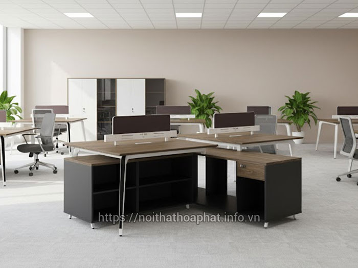 bàn làm việc có vách ngăn