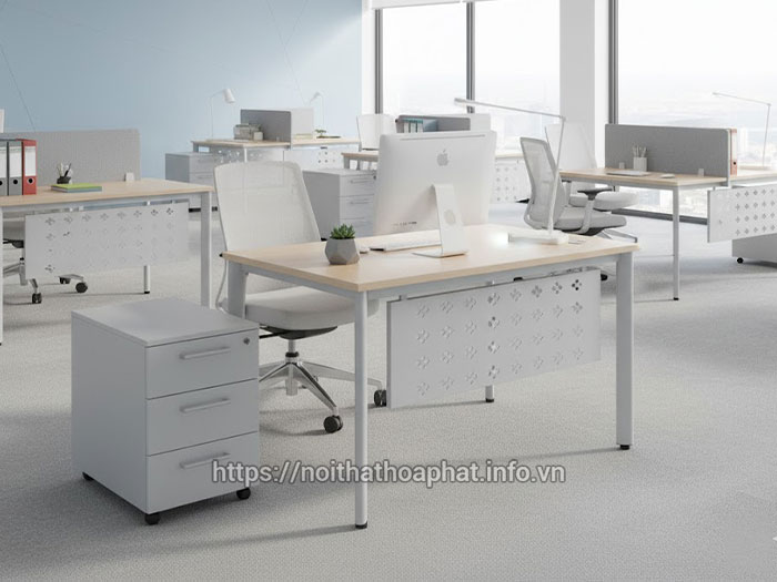 Mẫu bàn làm việc nhân viên