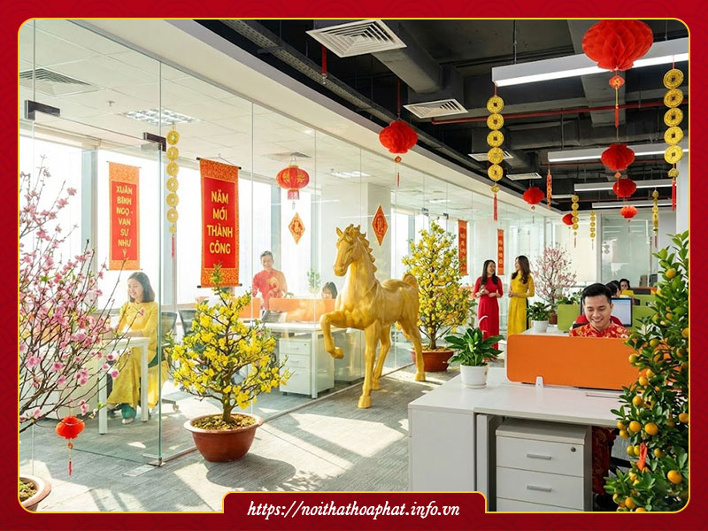 Trang trí Tết 2026 văn phòng