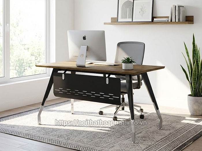 Bàn chân sắt mặt gỗ Hòa Phát