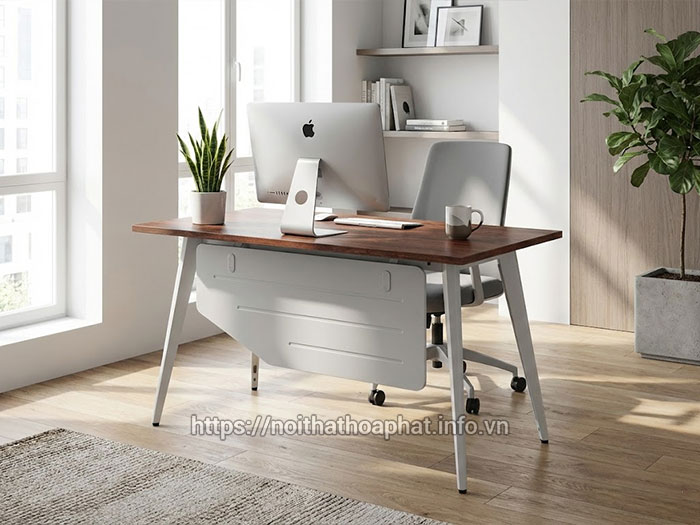 Bàn chân sắt mặt gỗ Hòa Phát