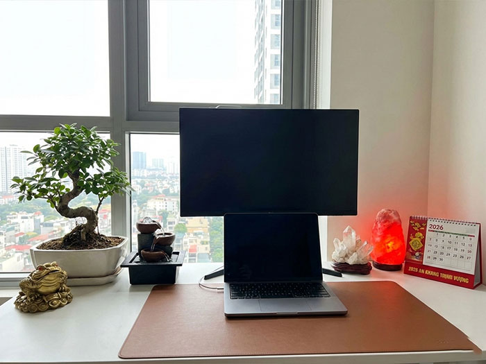 Phong thủy bàn làm việc năm 2026
