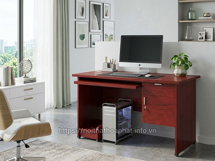 Bàn máy tính có yếm trước