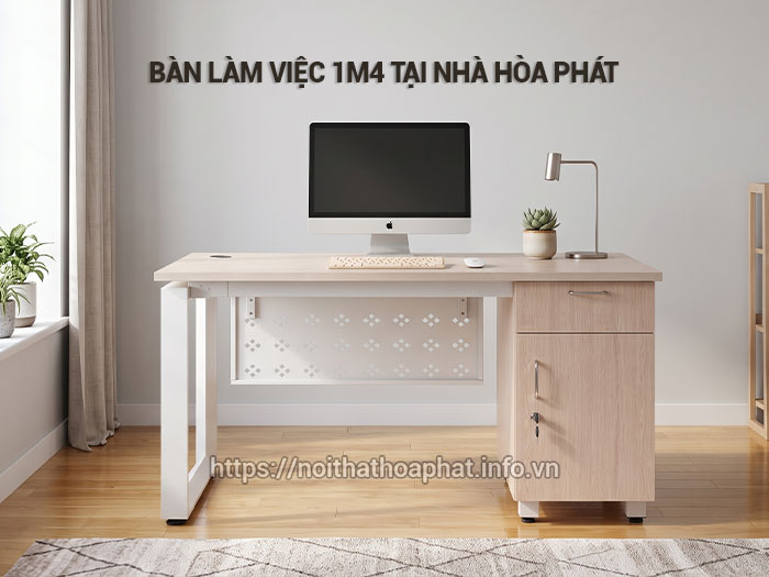 Bàn làm việc 1m4 tại nhà Hòa Phát