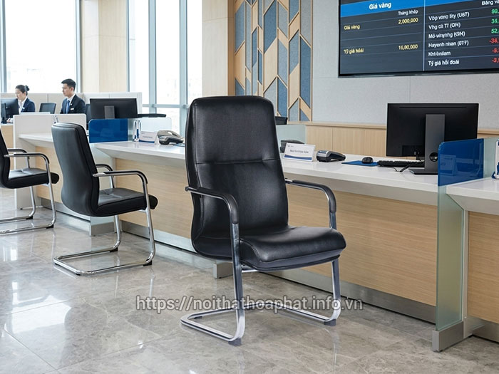 ghế chân quỳ ngân hàng Hòa Phát